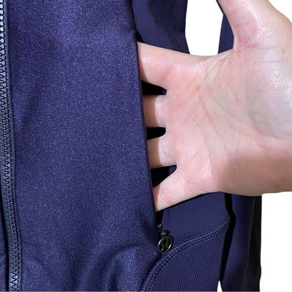 Lululemon Black Grape Emerge Renewed Full Zip Jacket - Picture 3 of 6